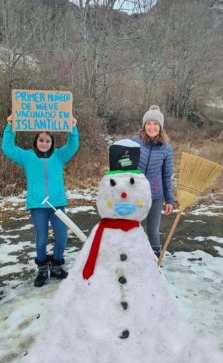 Islantilla da a conocer a los ganadores de su Concurso de Muñecos de Nieve Tumbados al Sol