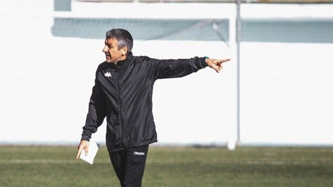 El Hércules destituye a David Cubillo