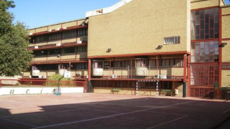 El CEIP Prácticas señala una 'avalancha de contagios' en el centro y pide aumentar el personal
