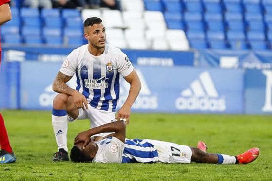 Primera (y muy seria) bofetada (1-2)