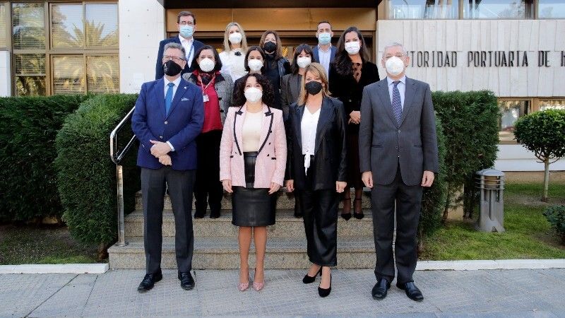 Rocío Ruiz visita el Puerto de Huelva para conocer el I Plan de Accesibilidad y el II Plan de Igualdad