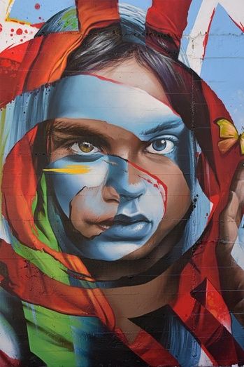 Manomatic amplía la colección 'Identity' con 'Bjinna' en el CEIP Giner de los Ríos