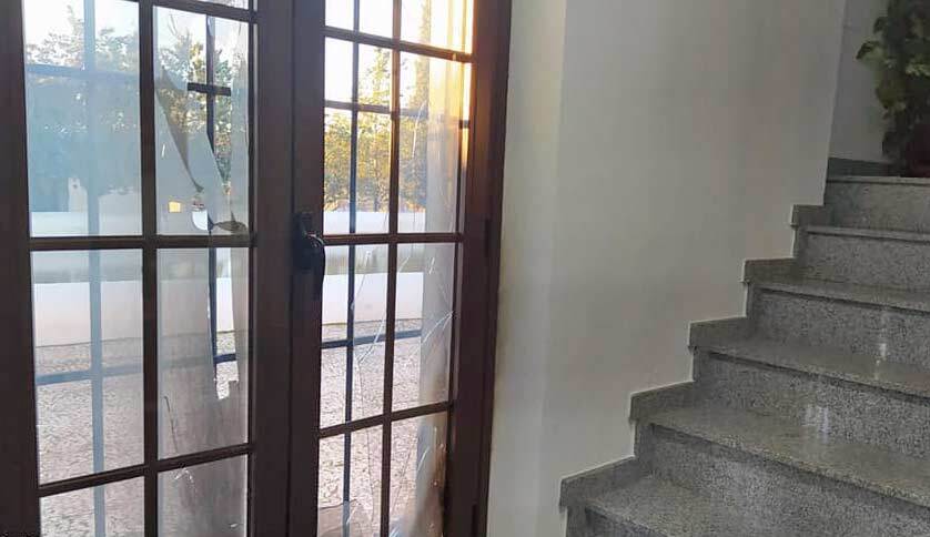 Investigan el intento de quemar el Ayuntamiento de Cañaveral de León