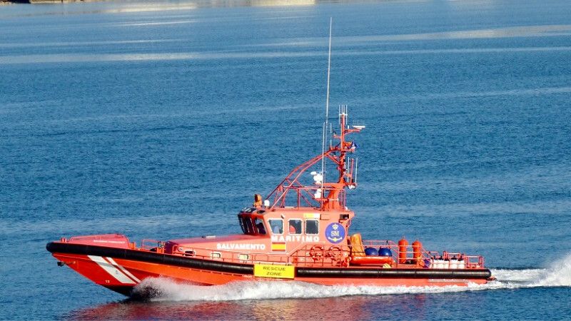 Se busca a un tripulante caído al agua esta mañana al sur de Matalascañas