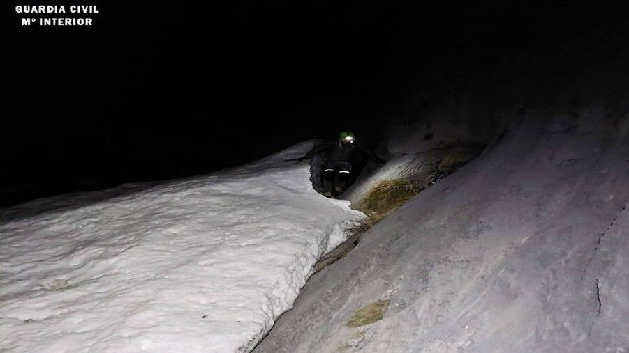 Rescatan a un montañero onubense en el peligroso pico Espigüete de Palencia