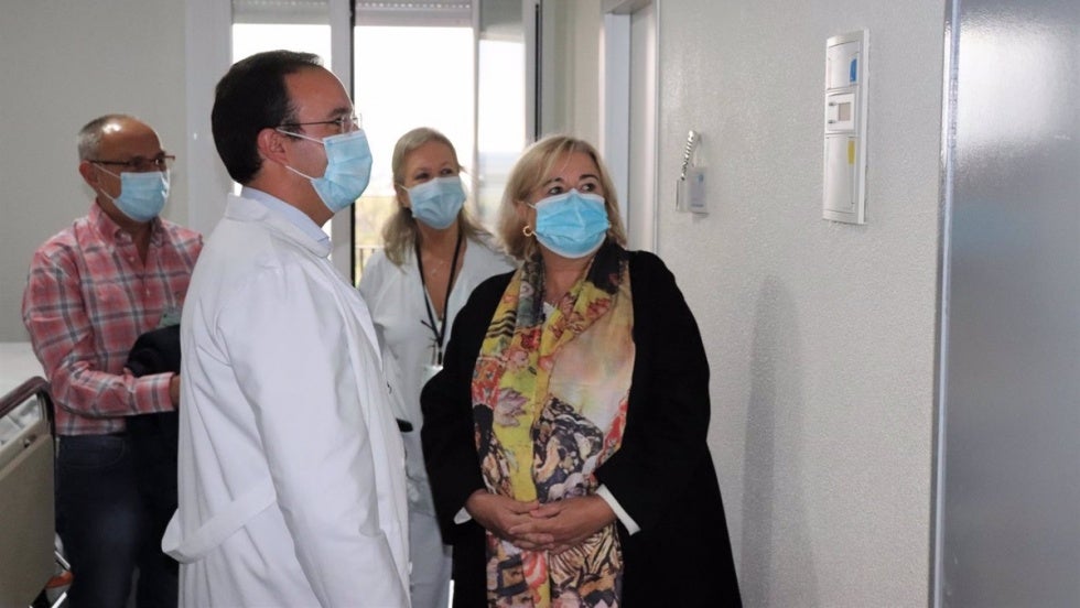 Solo la mitad de la población onubense tiene puesta la cuarta dosis de la vacuna contra el Covid-19