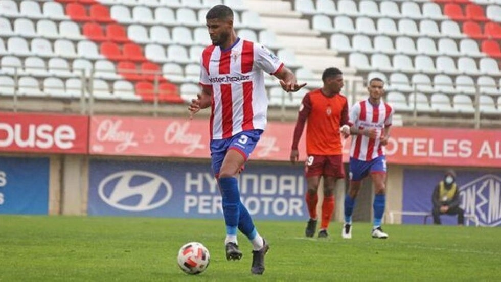 De cuatro a seis movimientos más en un frenético final de mercado invernal del Recre