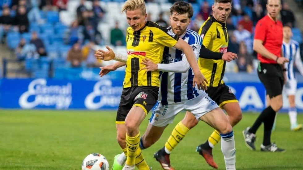 ¿Cómo les va al Recre y al San Roque de Lepe en la clasificación?