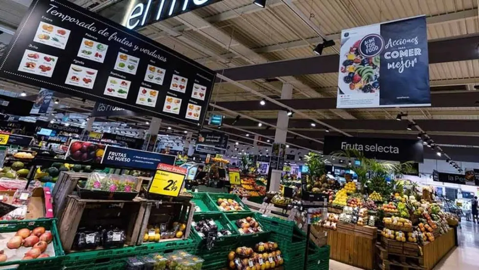Dia y Carrefour, las cadenas más denunciadas por Facua por no repercutir la rebaja del IVA a todos los alimentos afectados