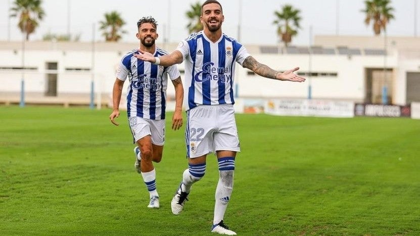 Juanito se queda fuera de la lista y apunta a ser la sexta baja del Recre en el mercado invernal
