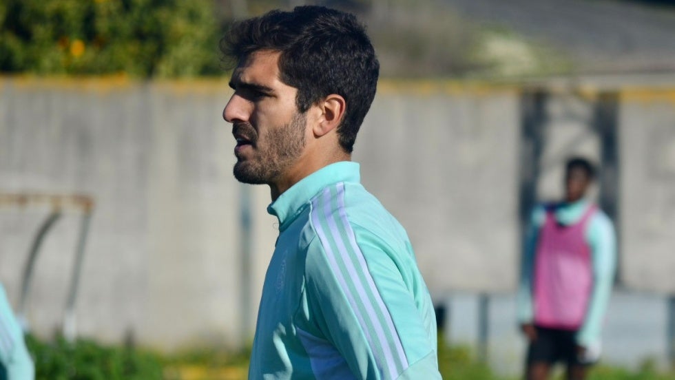 Bernardo Cruz supera su lesión y ya entrena con normalidad