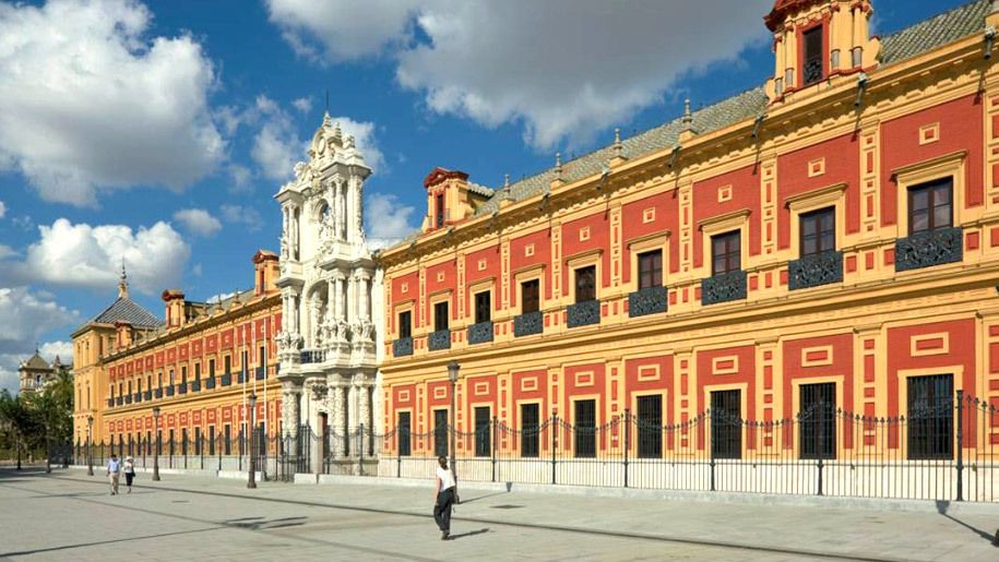 Nueve onubenses aterrizan en la nueva administración territorial de la Junta