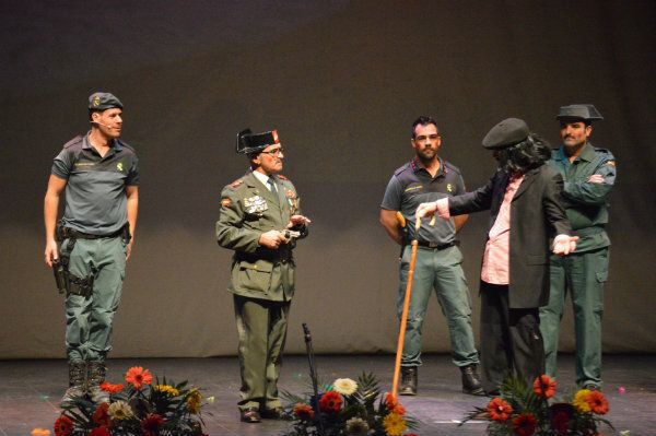 Juan Carlos Pata pregona con humor el Carnaval de la Luz