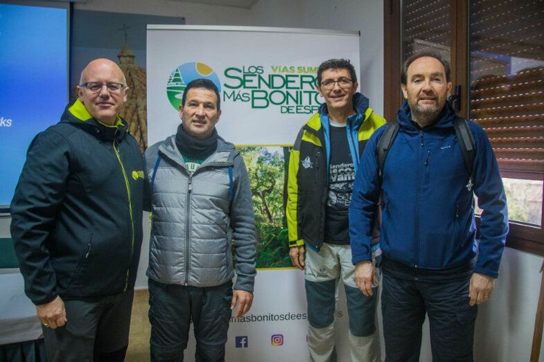 Santa Ana La Real celebra la inclusión del ‘Risco de Levante’ entre ‘los senderos más bonitos de España’