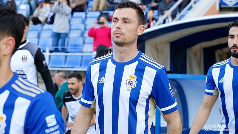 Alberto Martín no jugará ante el Atlético Sanluqueño y José Carlos es duda por un proceso febril