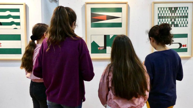Inaugurada la exposición de las banderas de Andalucía de José Caballero