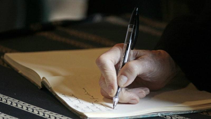 Cada vez más onubenses inscriben su testamento vital de manera anticipada