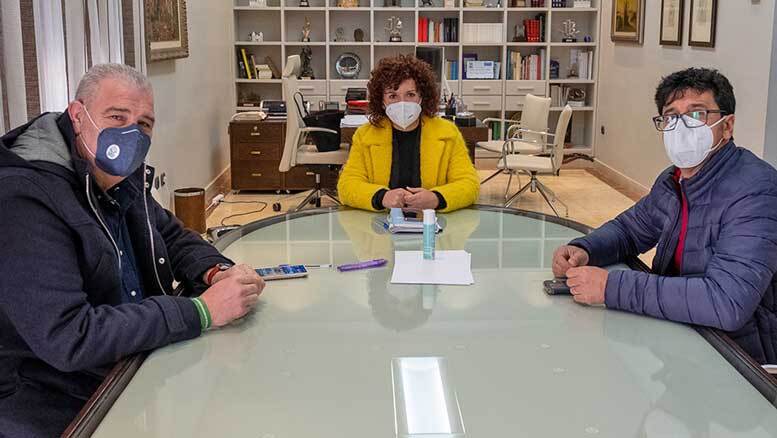 La Diputación mantiene su compromiso y colaboración con los pequeños agricultores y ganaderos de la provincia