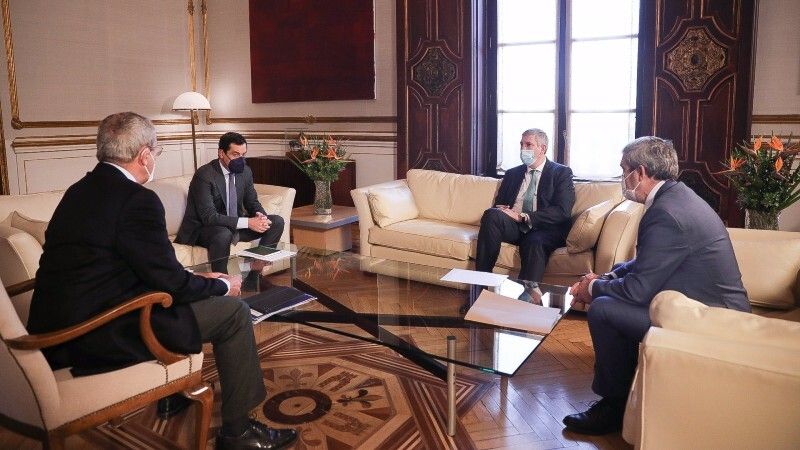 Juanma Moreno rechaza revisar el cierre de los municipios: 'Lo lógico es esperar los 14 días'