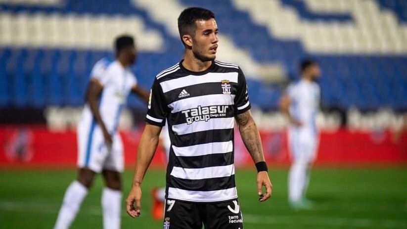 Simón Moreno se desvincula del Cartagena y Guaita amplía su contrato con el Crystal Palace