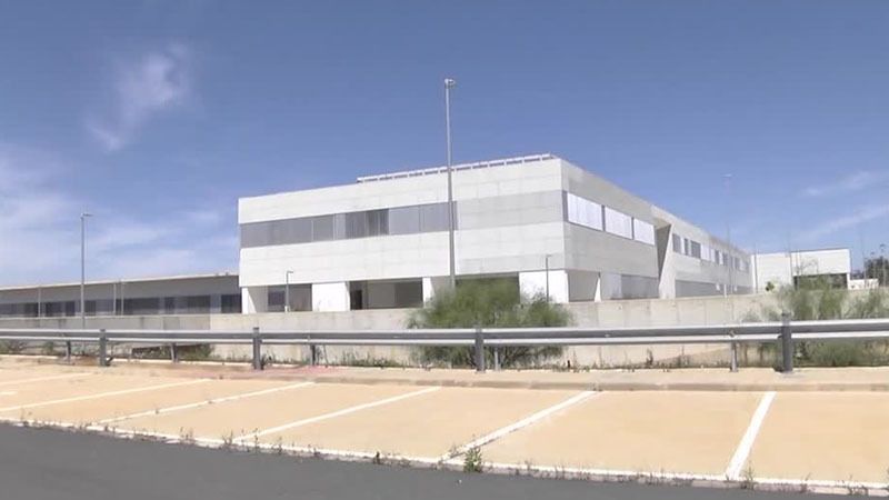 Izquierda Unida exige a Moreno Bonilla que explique la “degradación” del Chare de Lepe