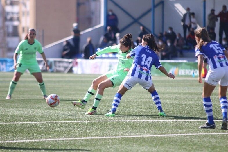 Un doblete de Anita Marcos tumba al Athletic de Bilbao en La Orden (2-0)