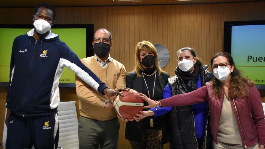El Ciudad de Huelva impulsa con el Puerto y Aspapronias una novedosa Escuela de Baloncesto para Personas con Discapacidad