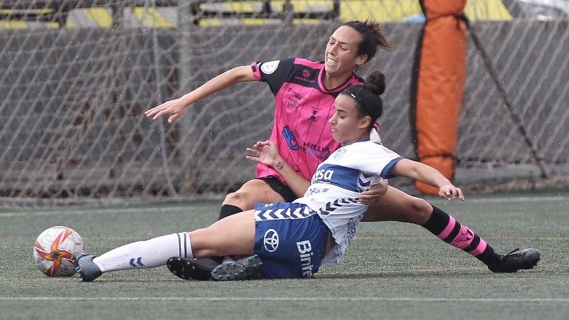 Martín-Prieto liquida el competitivo partido del Sporting Huelva en Tenerife (1-0)