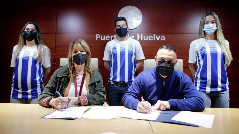 El Recreativo recibe el apoyo del Puerto de Huelva para su participación en la Liga Nacional