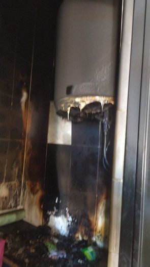 Bomberos sofocan el incendio de una vivienda en Nuevo Portil
