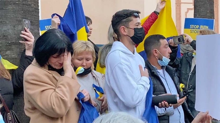 Huelva arropa a la comunidad ucraniana frente a la agresión rusa