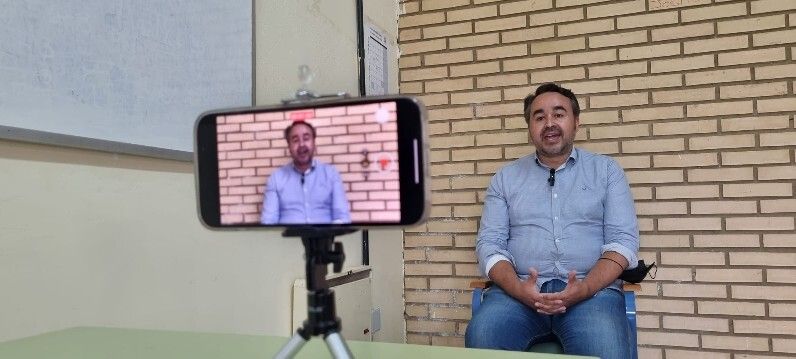 Alumnos del IES Pintor Pedro Gómez ruedan en la antigua cárcel de Huelva