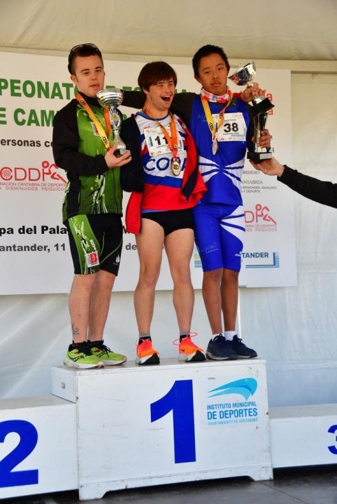 El CODA se cubre de oro en el Nacional de Cross con las victorias de Nico Castaño e Iván Galiano