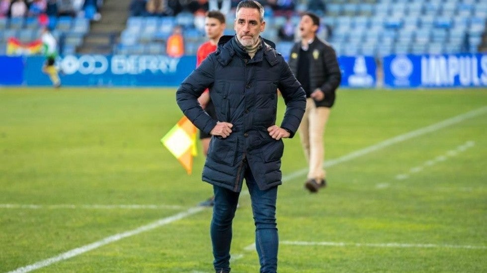 Abel Gómez: “Hemos sido mejores pero el fútbol tiene estas cosas”