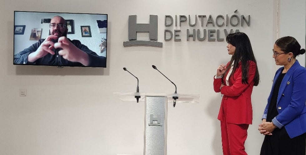 Los onubenses María Alcaide y Agus Díaz Vázquez se alzan con la Beca de Artes Plásticas Daniel Vázquez Díaz