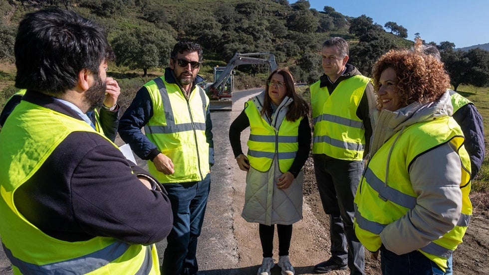 Carreteras más seguras contra la 'Huelva vaciada': arreglos en Las Veredas-Almonaster