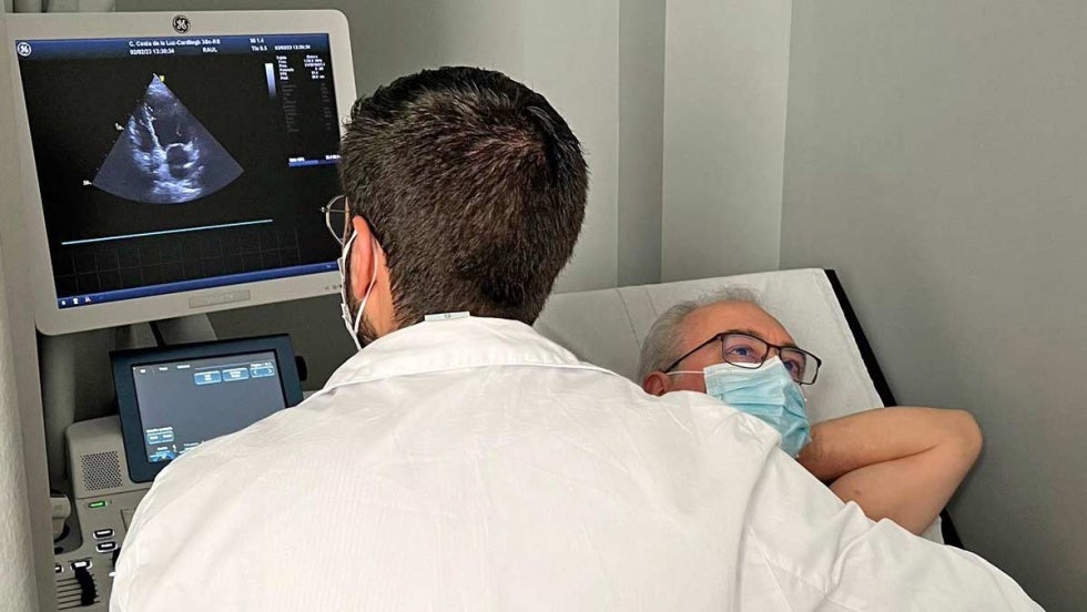 'Tras sufrir un infarto dejar de fumar es innegociable'