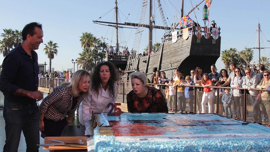 Caraballo invita a disfrutar del Muelle de las Carabelas en el 25 aniversario de su apertura