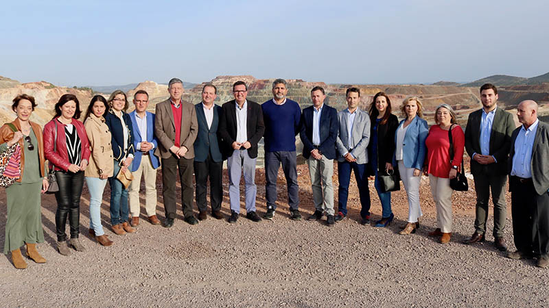El PP presenta sus candidaturas al Congreso y al Senado
