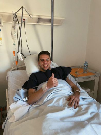Dani Molina pasa por el quirófano el día de su 23 cumpleaños