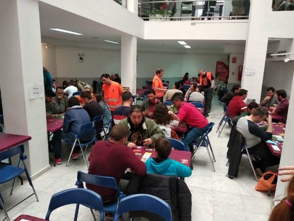 Gran ambiente en el Encuentro de Juego de Mesa, Rol y Miniaturas