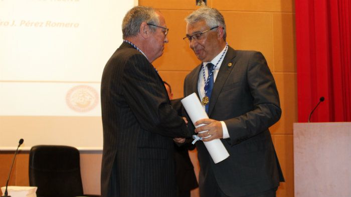 Pedro J. Pérez ingresa en la Academia de Ciencias, Artes y Letras de Huelva