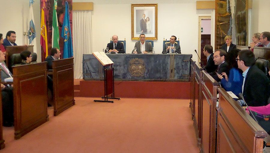 El PSOE lleva al Pleno de la Diputación la 'defensa' de los trabajadores de las unidades de violencia de género