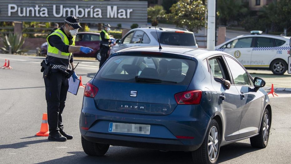 20 denuncias en el primer fin de semana con cierre de accesos en Punta Umbría