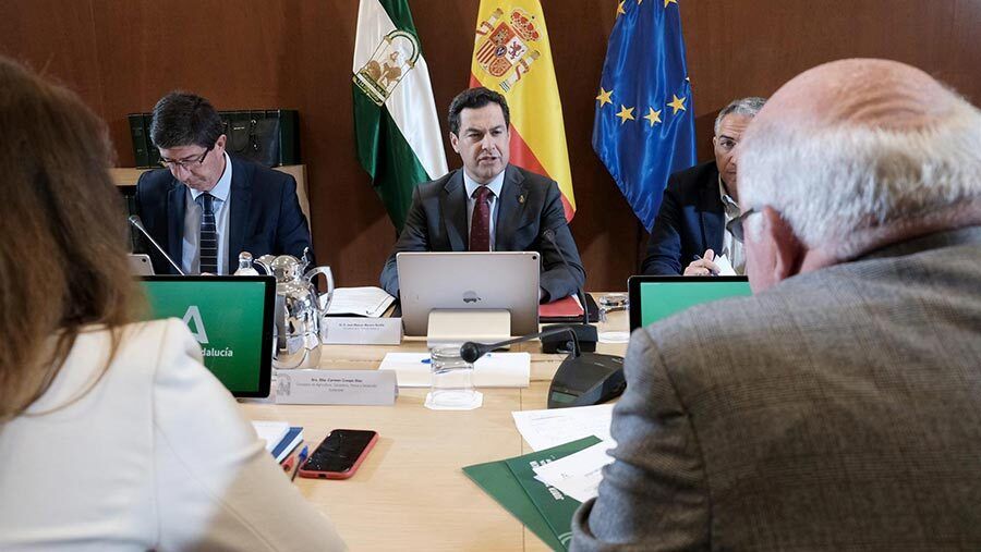 La Junta cierra los centros de mayores de la provincia para evitar contagios