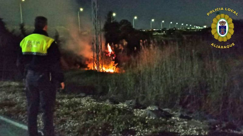 Extinguido un incendio entre los núcleos de La Dehesa Golf y Bellavista