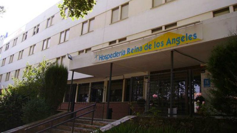 Trasladan a 25 mayores a la Hospedería 'Reina de los Ángeles' como acción preventiva por el coronavirus