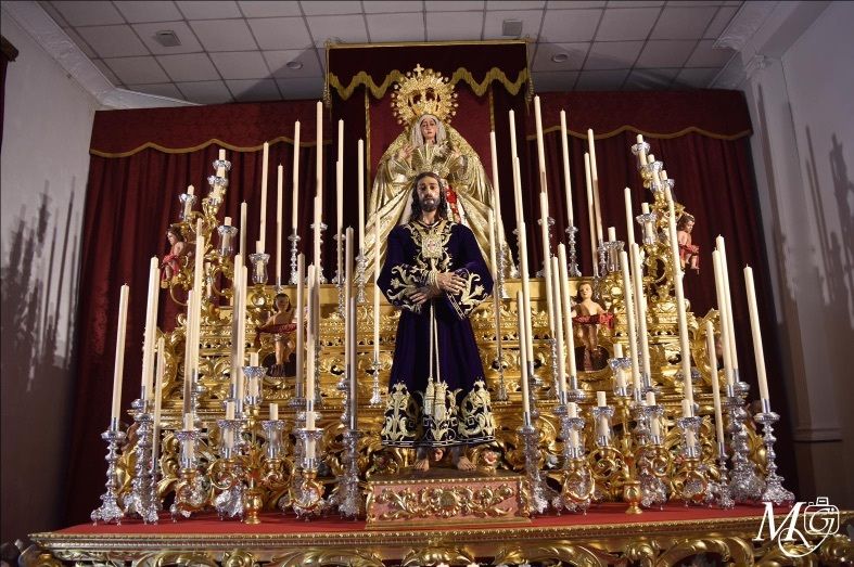 Un Lunes Santo lleno de Amor y Penas