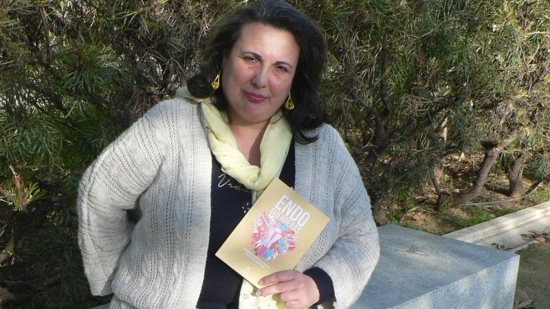 ‘Endoguerreras’, el libro de testimonios para hacer visible la endometriosis