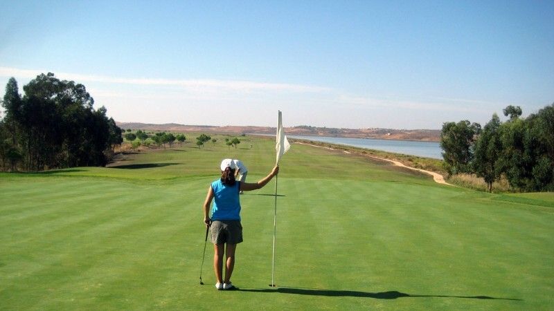 Huelva se vende en Europa como destino de golf con propuestas a los touroperadores